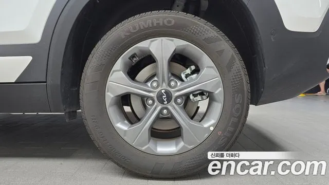 Kia Seltos Новый Seltos Бензин 2.0 2WD — Фото автомобиля 21