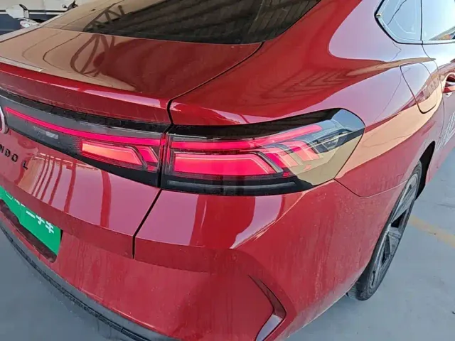 Volkswagen Lamando — Фото автомобиля 7