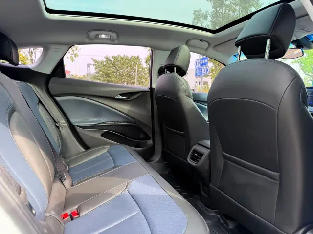 Buick Velite 6 — Фото автомобиля 8