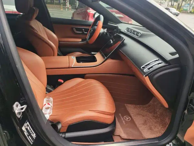 Mercedes-Benz S-Class — Фото автомобиля 8