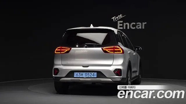 Kia Niro Niro Plus Air — Фото автомобиля 4