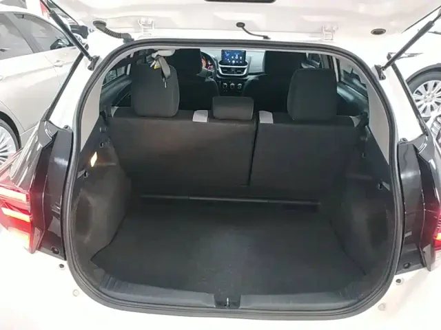Toyota YARiS L Zhi Xuan — Фото автомобиля 18