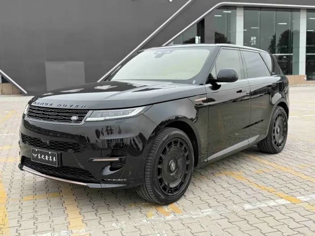 Land Rover Range Rover Sport — Фото автомобиля 2