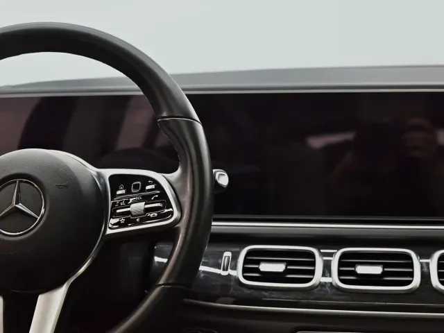 Mercedes-Benz GLE-Class — Фото автомобиля 11