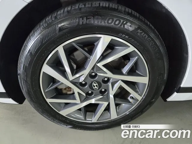 Hyundai Grandeur GN7 — Фото автомобиля 7