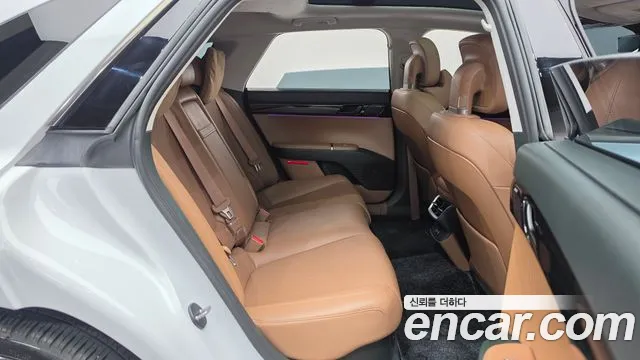 Hyundai Grandeur GN7 — Фото автомобиля 11