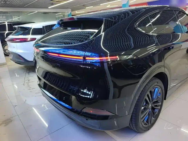 Xpeng G6 — Фото автомобиля 5