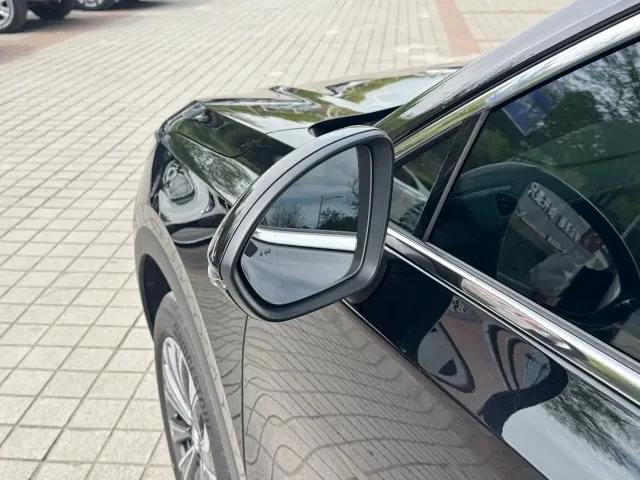 Buick Envision Plus — Фото автомобиля 6