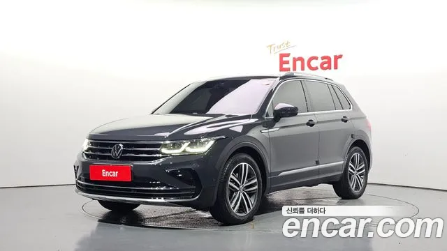 Фотография автомобиля — Volkswagen Tiguan