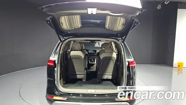 Kia Canival Carnival 4 поколение Дизель 9 мест Hi-Limousine — Фото автомобиля 20