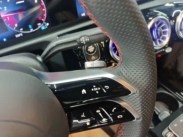 Mercedes-Benz A-Class — Фото автомобиля 13
