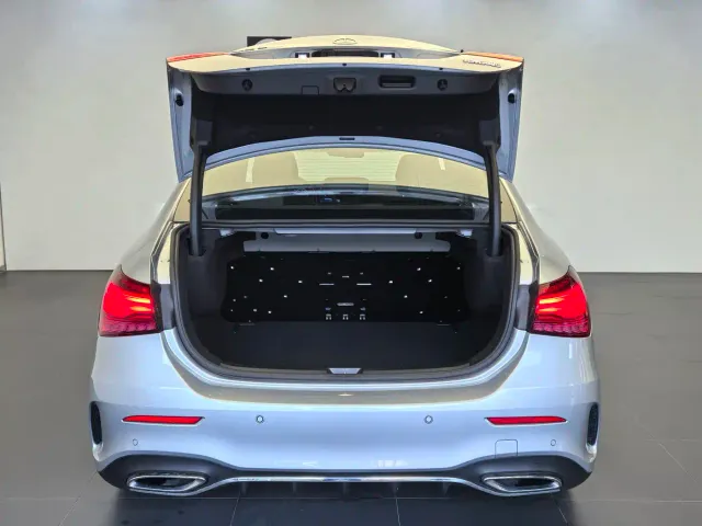 Mercedes-Benz A-Class — Фото автомобиля 6