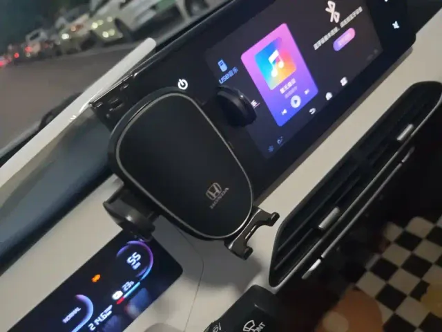 Geely Panda — Фото автомобиля 9