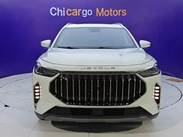 Jetour X70 Plus — Фото автомобиля 2