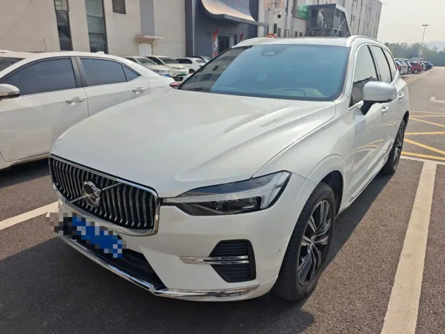 Фотография автомобиля — Volvo XC60
