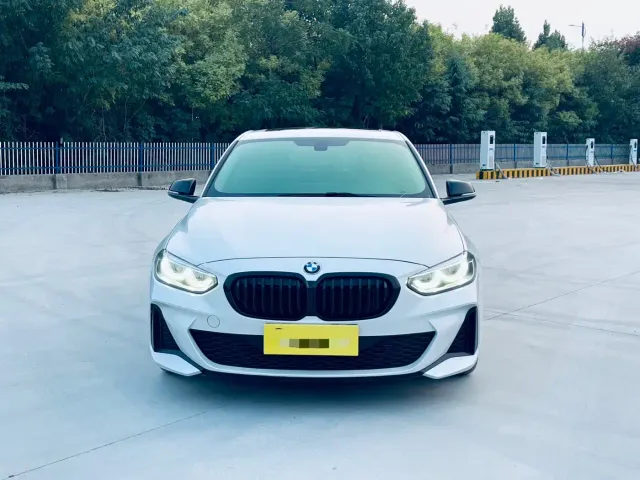 BMW 1 Series — Фото автомобиля 2
