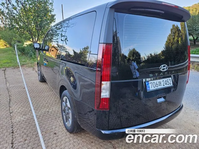 Hyundai Staria — Фото автомобиля 3