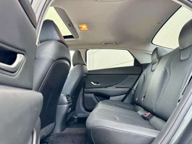 Hyundai Elantra — Фото автомобиля 8
