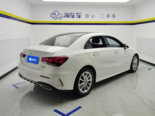 Mercedes-Benz A-Class — Фото автомобиля 3