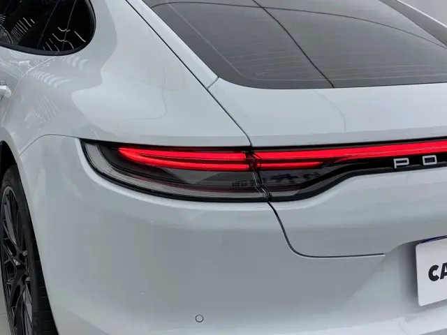 Porsche Panamera — Фото автомобиля 4