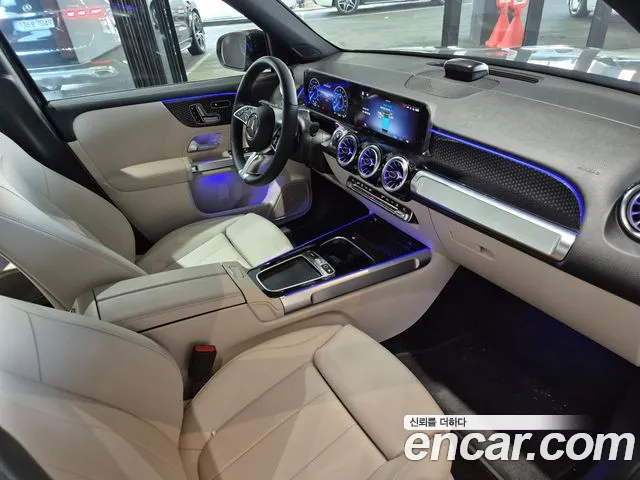 Mercedes-Benz EQB — Фото автомобиля 17