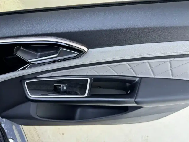 Jetta VS7 — Фото автомобиля 14