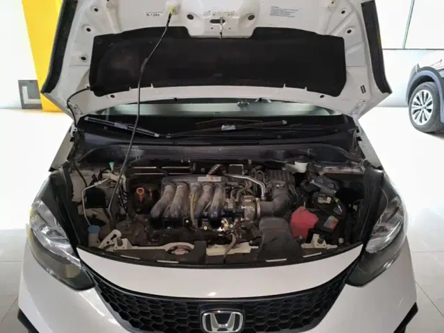 Honda Fit — Фото автомобиля 19