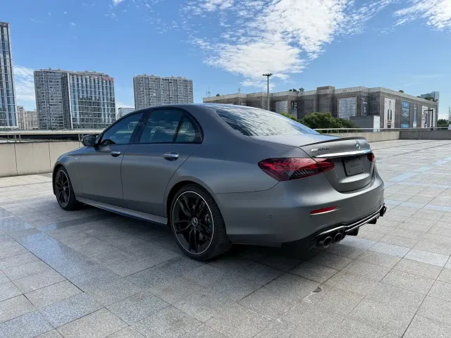 Mercedes-Benz E-Class AMG — Фото автомобиля 17