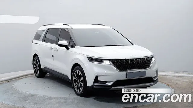 Kia Carnival 4th Gen — Фото автомобиля 3