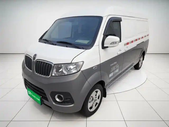 Фотография автомобиля — Jinbei New Hiace X30L