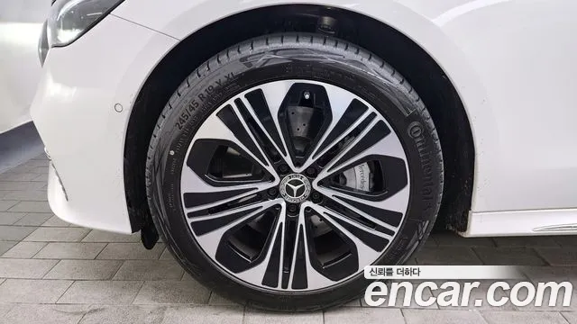 Mercedes-Benz E-Class E-класс W214 — Фото автомобиля 5