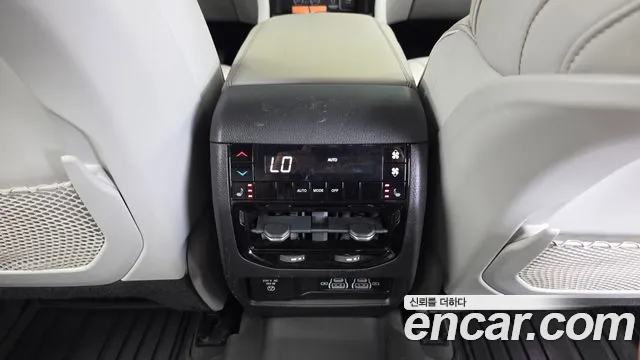 Jeep Cherokee WL — Фото автомобиля 18