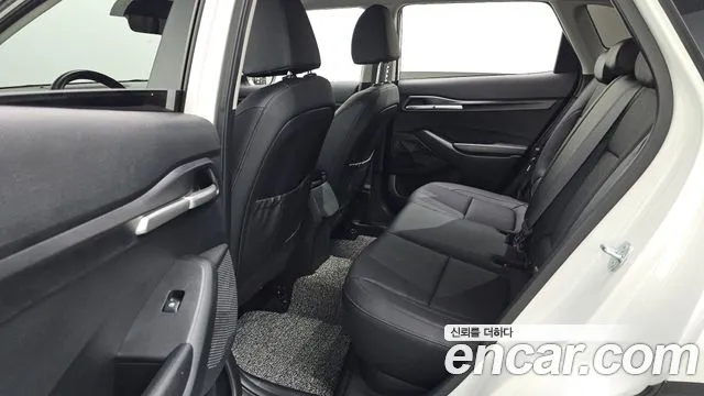 Kia Seltos New — Фото автомобиля 17