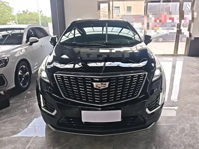 Cadillac XT5 — Фото автомобиля 2