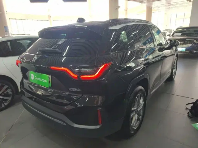 Nio ES6 — Фото автомобиля 6
