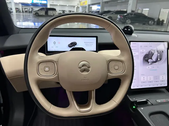 Nio ET5 Touring — Фото автомобиля 6