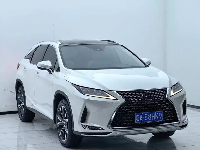 Lexus RX — Фото автомобиля 3