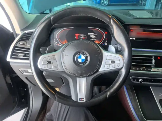 BMW X5 — Фото автомобиля 6