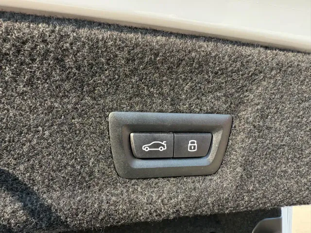 BMW 3 Series — Фото автомобиля 19