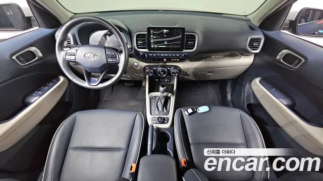 Hyundai Venue — Фото автомобиля 7