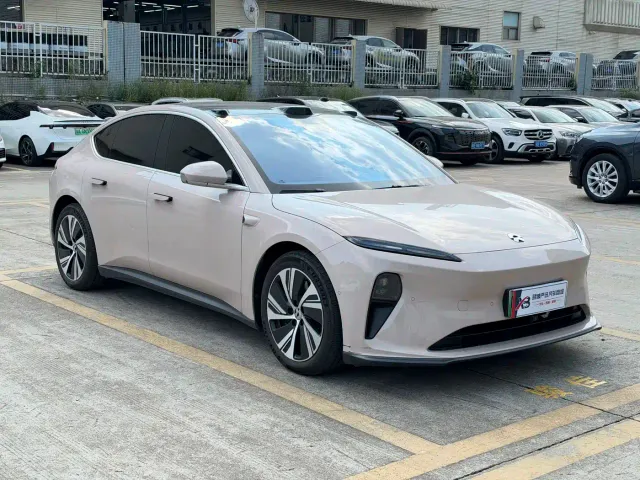 Nio ET5 — Фото автомобиля 3