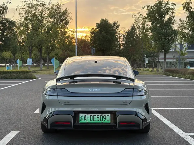 Xiaomi SU7 — Фото автомобиля 5