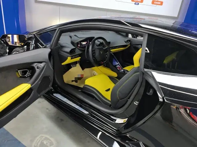Lamborghini Huracan — Фото автомобиля 6