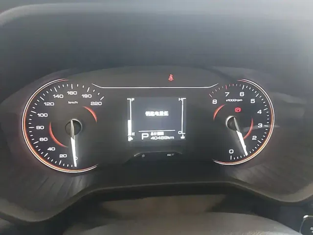 Wuling Jiachen — Фото автомобиля 11