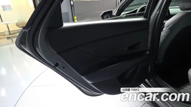 Hyundai Avante CN7 — Фото автомобиля 14