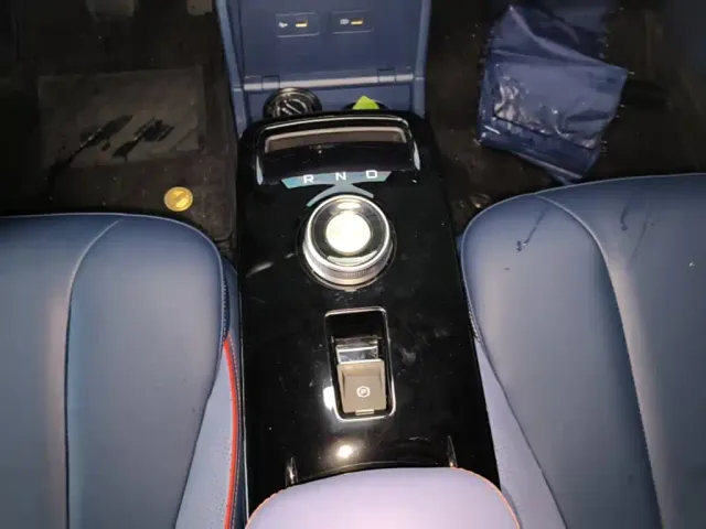 Geely Geometry E Firefly — Фото автомобиля 13