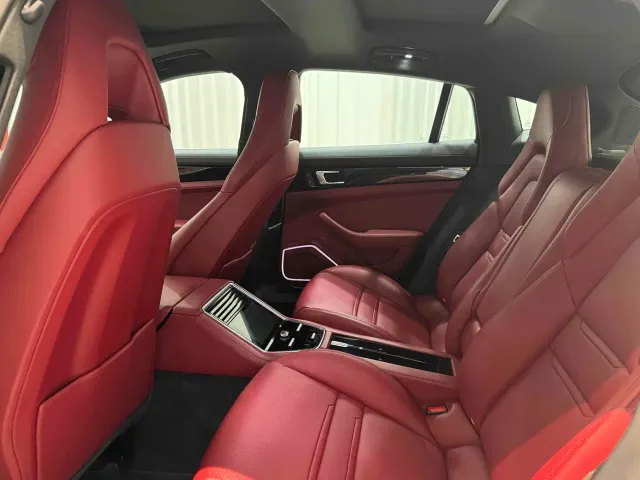 Porsche Panamera — Фото автомобиля 15