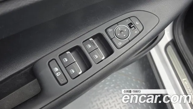 Hyundai Grandeur Grandeur (New) — Фото автомобиля 18