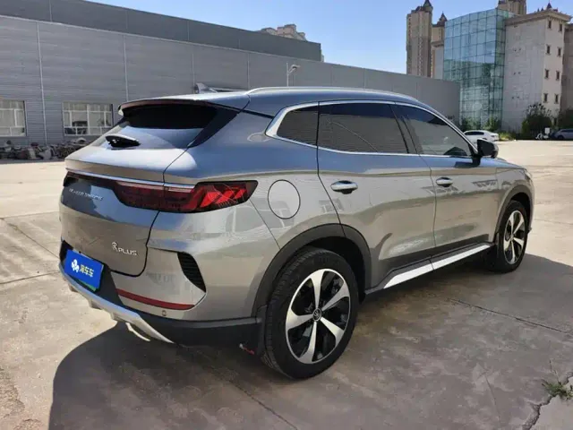 BYD Song PLUS — Фото автомобиля 3