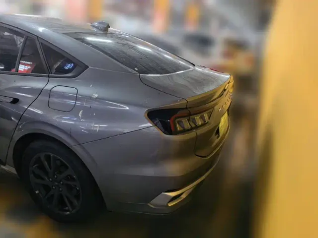 Ford Mondeo — Фото автомобиля 24